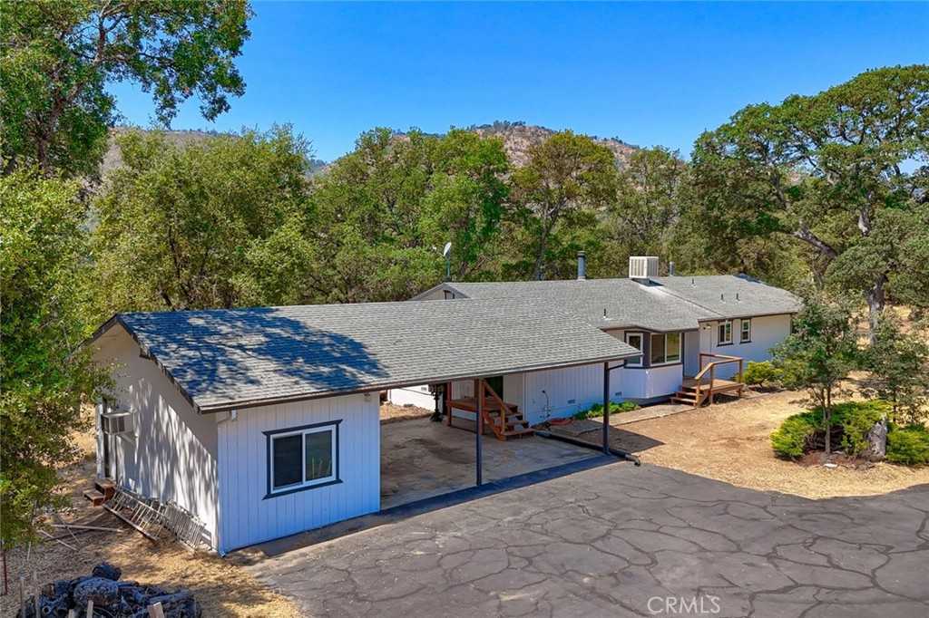 photo 2: 4120 Heritage Lane, Mariposa CA 95338