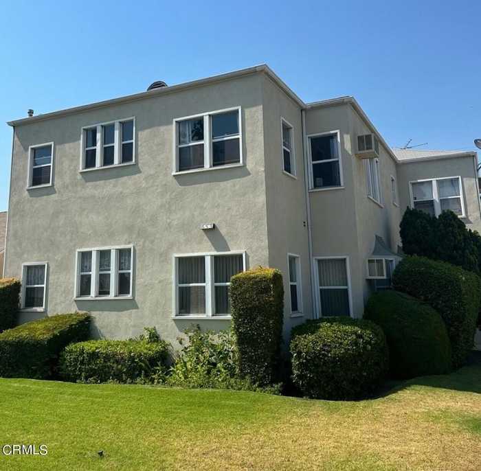 photo 2: 653 W Glenoaks Boulevard, Glendale CA 91202