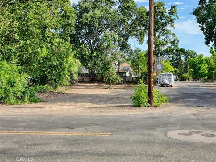 photo 2: 510 Armstrong Street, Lakeport CA 95453