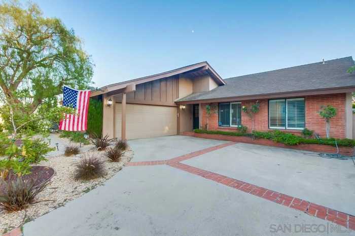 photo 26: 10989 Red Cedar Dr, San Diego CA 92131