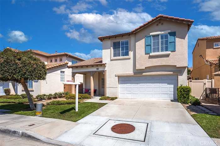 photo 2: 10929 Iris Lane, El Monte CA 91731