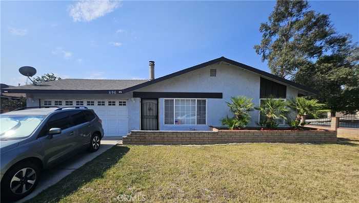 photo 2: 696 Valet Street, Banning CA 92220