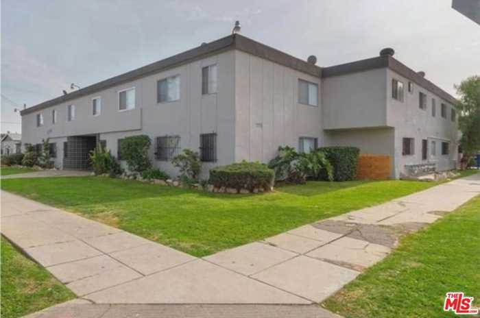 photo 2: 3236 W 60th Street, Los Angeles CA 90043