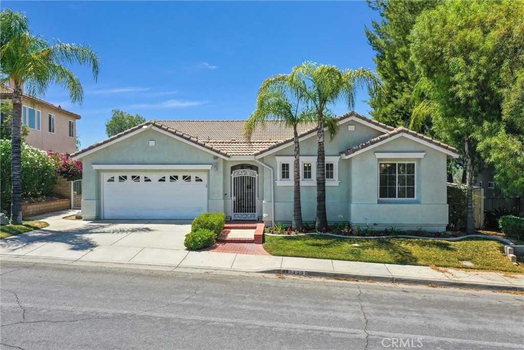 photo 1: 31537 Canyon View Drive, Lake Elsinore CA 92532