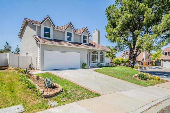 photo 2: 24535 Wisteria Lane, Moreno Valley CA 92557