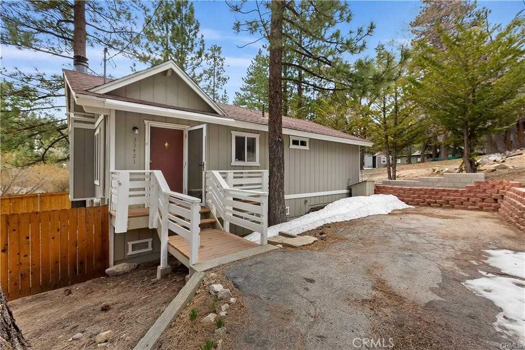 photo 2: 33421 Wild Rose Drive, Green Valley Lake CA 92341