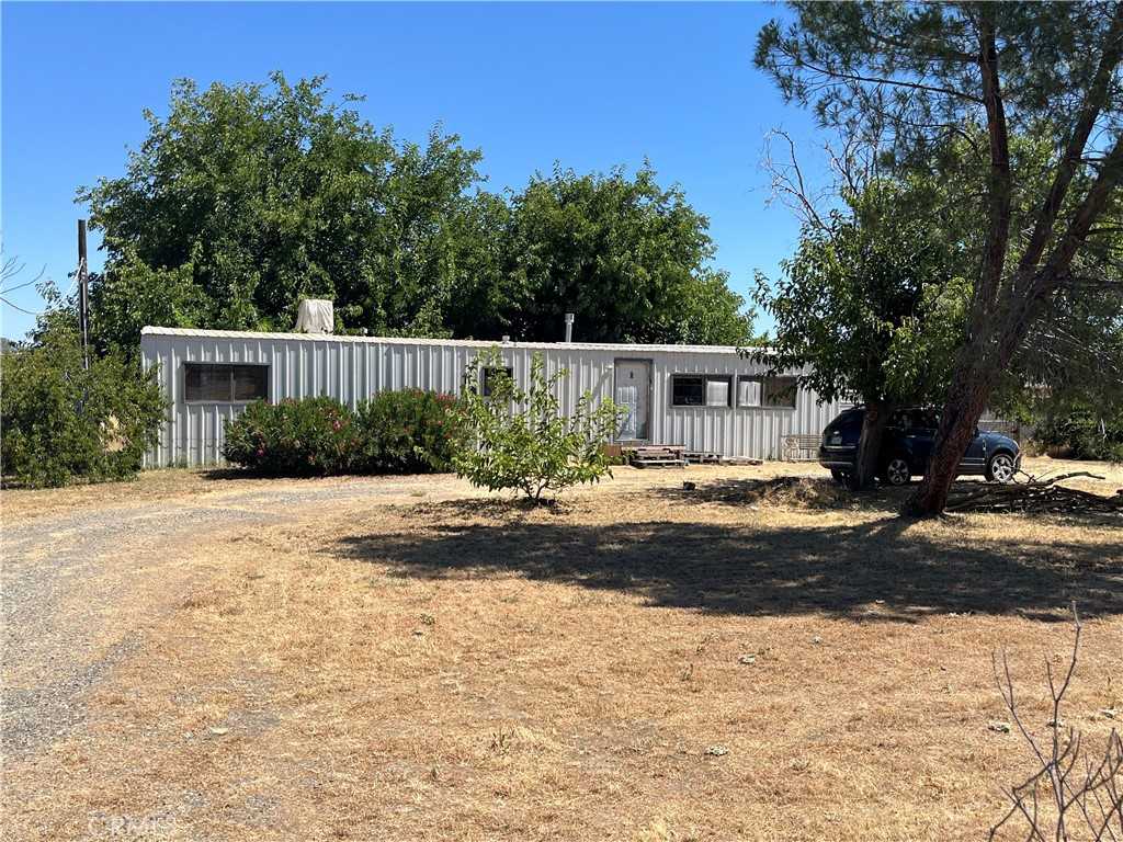 photo 1: 17290 Rancho Tehama Road, Corning CA 96021