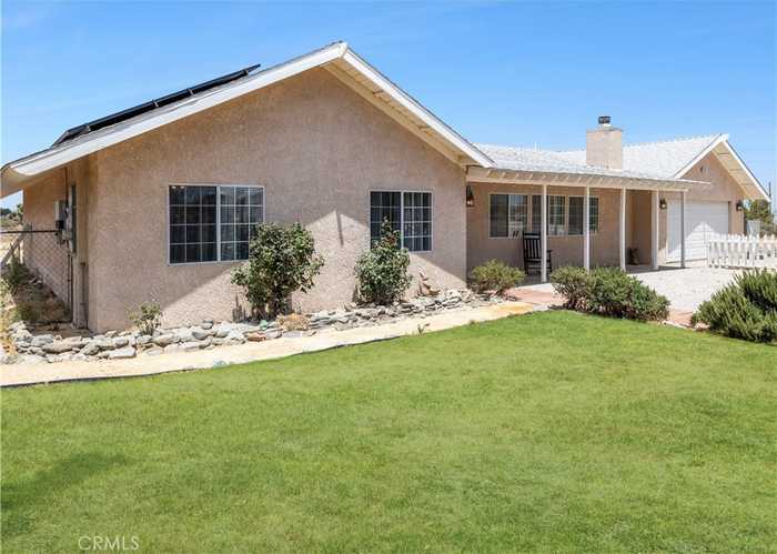 photo 1: 11032 Anderson Ranch Road, Phelan CA 92371