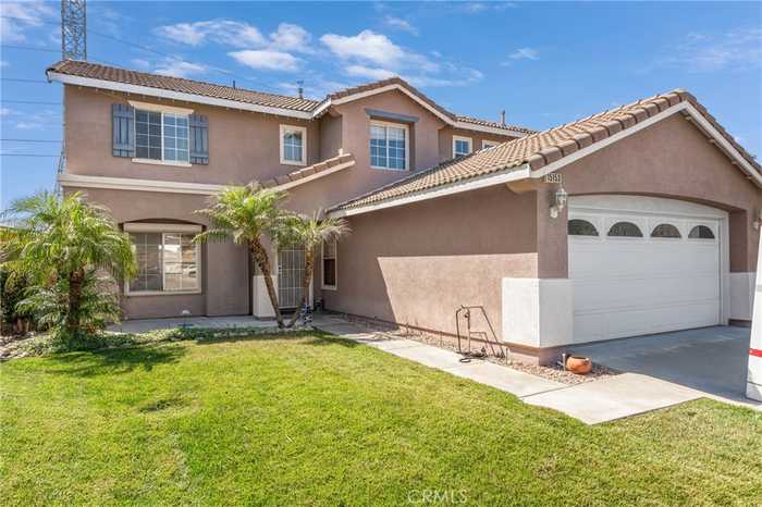 photo 1: 15153 Crazy Horse Avenue, Fontana CA 92336