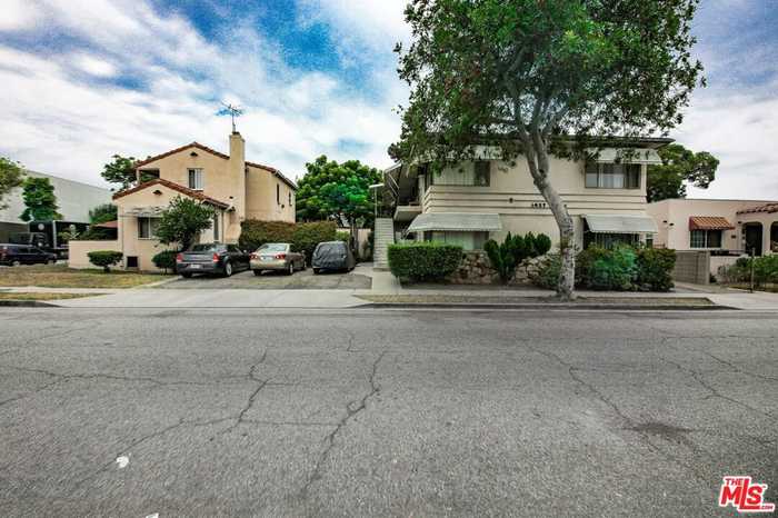 photo 1: 330 Langley Street, Glendale CA 91205