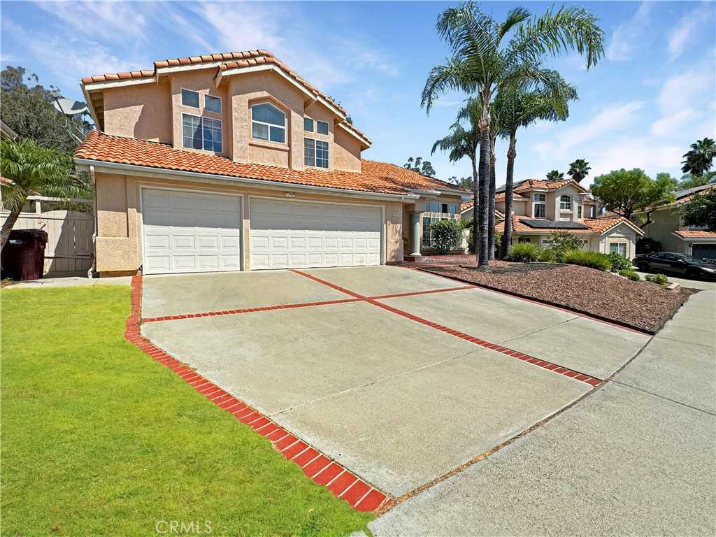 photo 2: 23636 Ballestros Road, Murrieta CA 92562