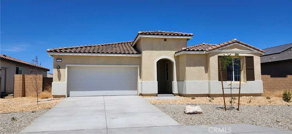 photo 1: 11872 Olivine Road, Victorville CA 92392