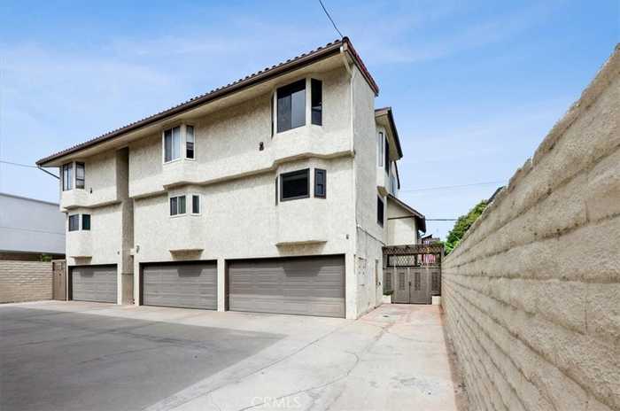 photo 2: 104 S Prospect Avenue, Redondo Beach CA 90277