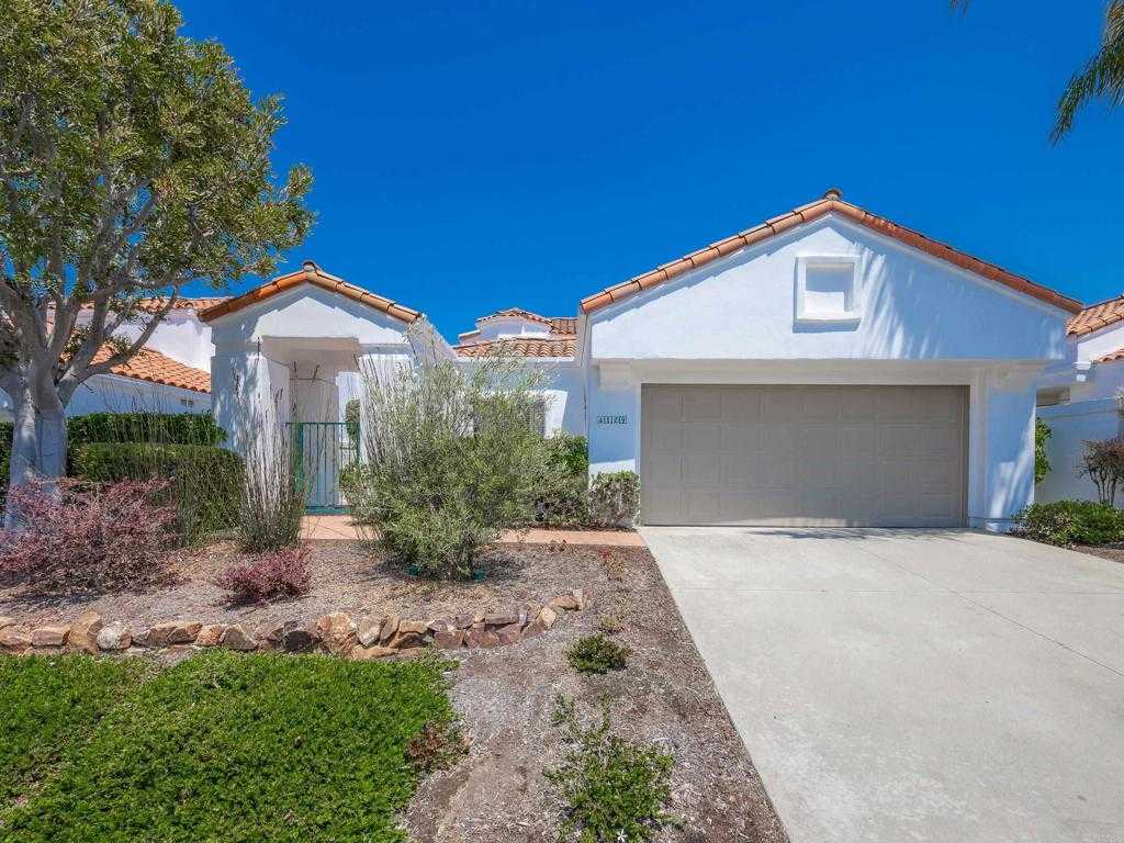 photo 1: 4129 Pindar Way, Oceanside CA 92056