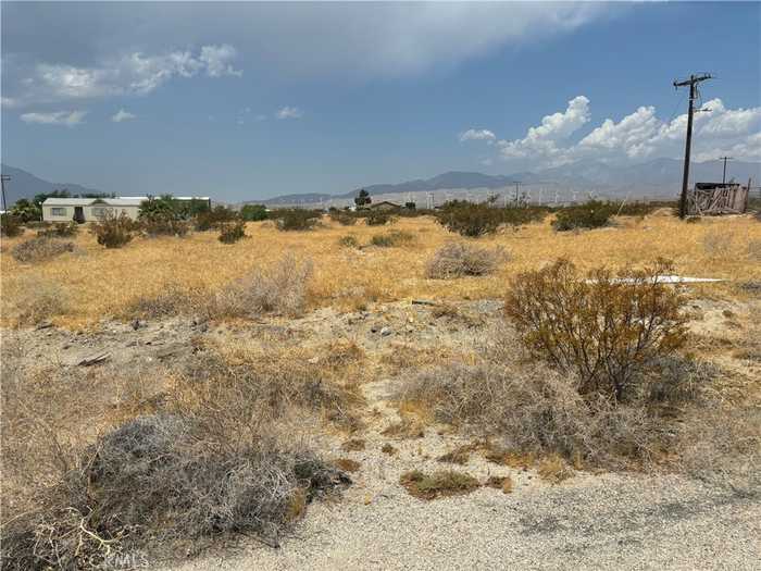 photo 2: Elaine Drive, Desert Hot Springs CA 92240