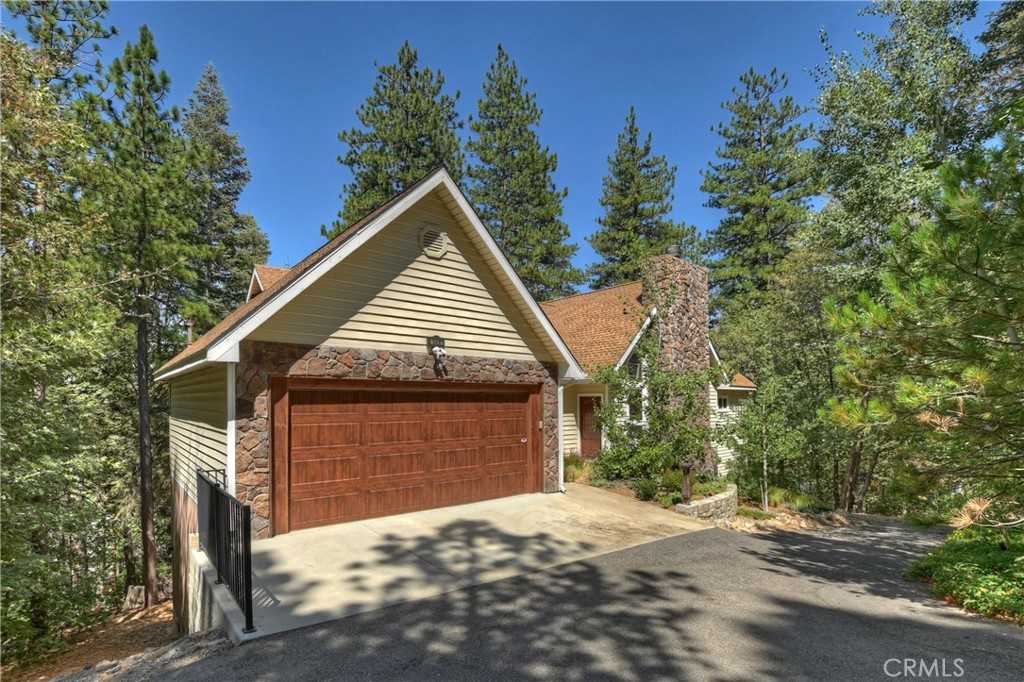 photo 3: 346 Bel Air Drive, Lake Arrowhead CA 92352