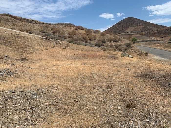 photo 1: vacant lot 23, Quail Valley CA 92587