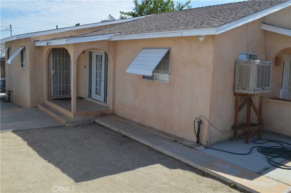 photo 1: 601 E Fredricks Street, Barstow CA 92311