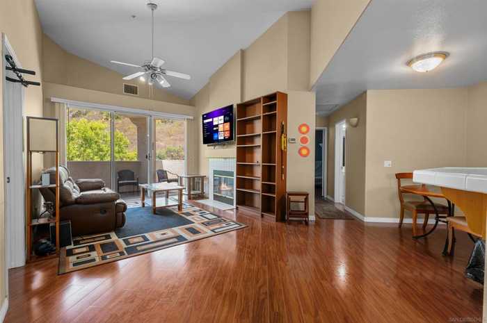 photo 1: 11225 Affinity Ct Unit 60, San Diego CA 92131