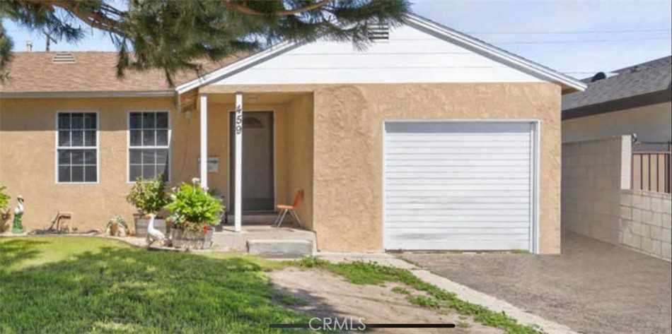 photo 1: 459 W Birch Street, Oxnard CA 93033