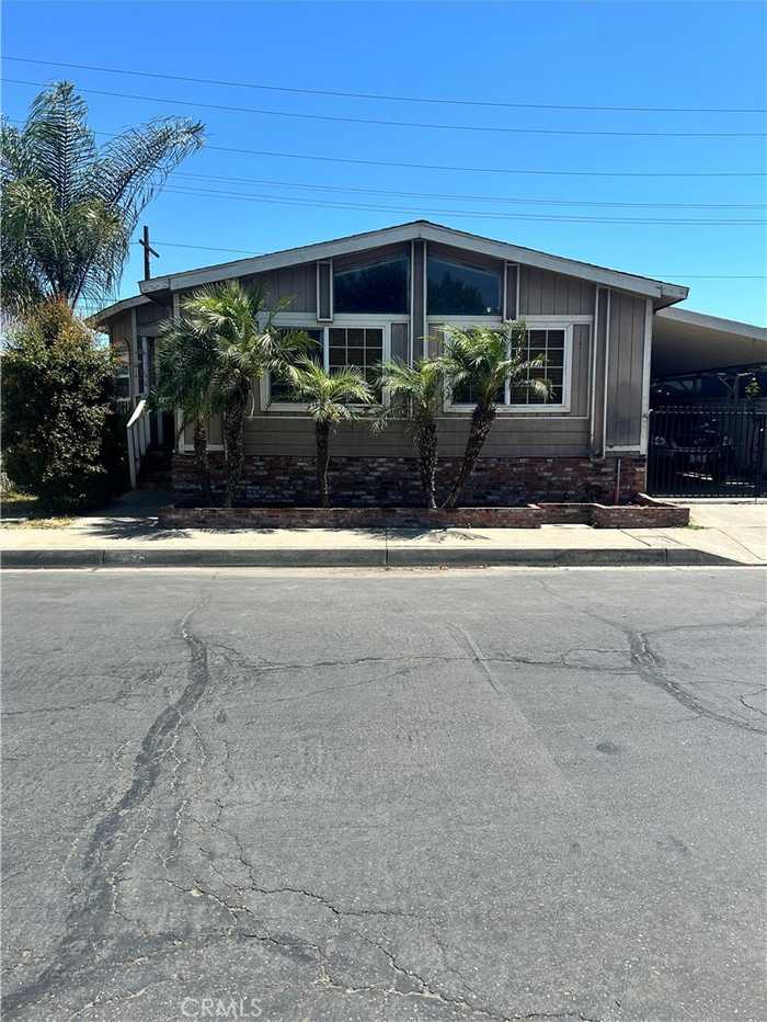 photo 2: 3875 Peachwood Drive, Pomona CA 91766