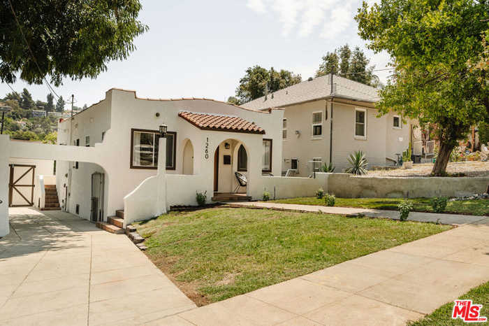 photo 2: 1260 Crescent Drive, Glendale CA 91205