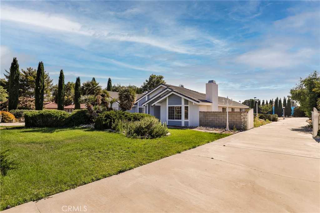 photo 1: 43909 Ryckebosch Lane, Lancaster CA 93535