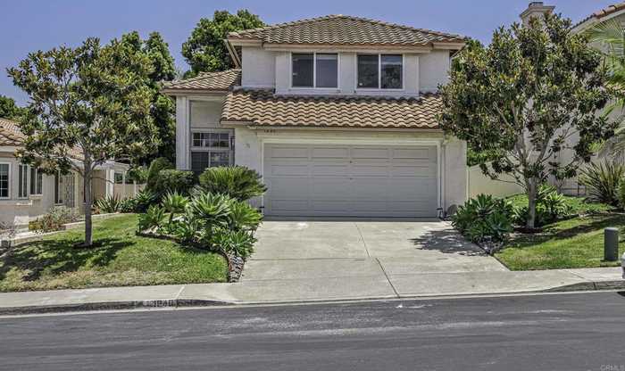 photo 2: 1840 Timber Trail, Vista CA 92081