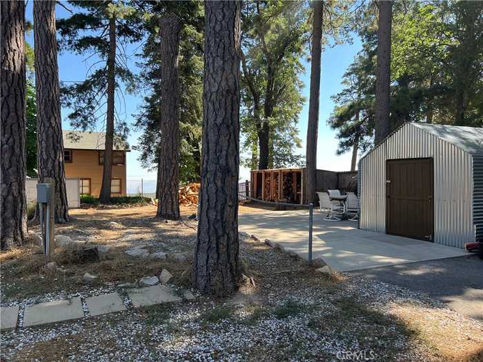 photo 2: 25031 Sunset Drive, Crestline CA 92325