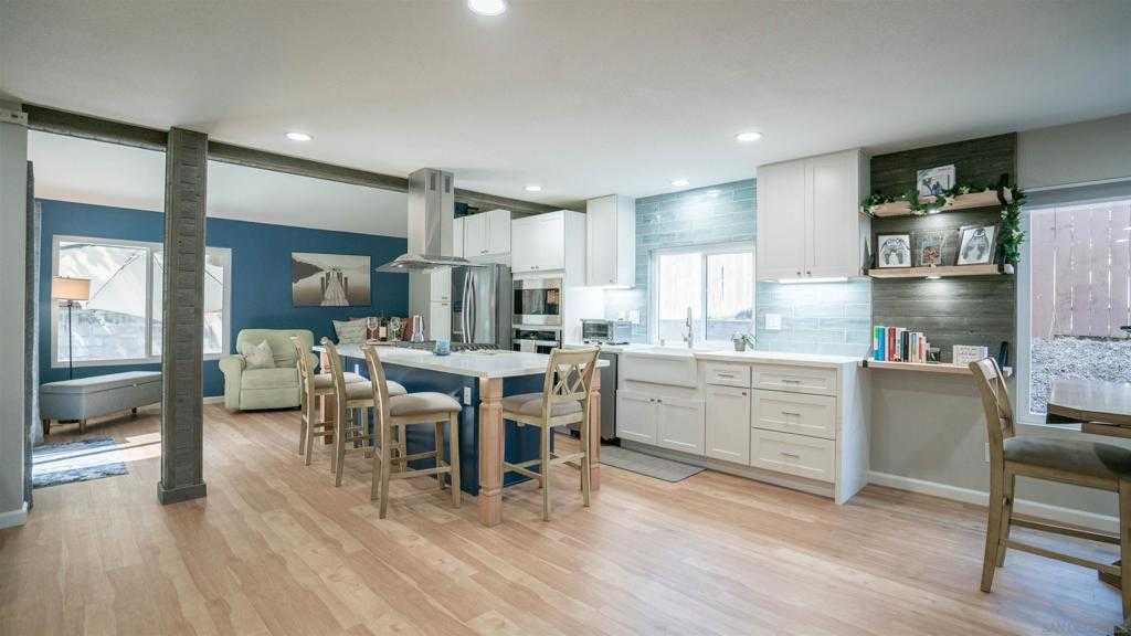 photo 3: 7251 Oakham Way, San Diego CA 92139