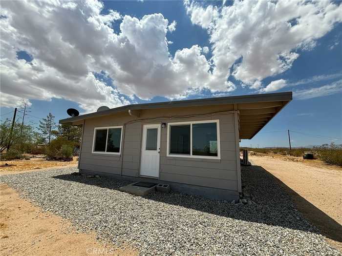 photo 2: 2244 Booth Road, Landers CA 92285