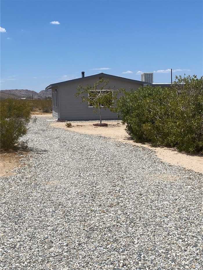 photo 24: 2244 Booth Road, Landers CA 92285