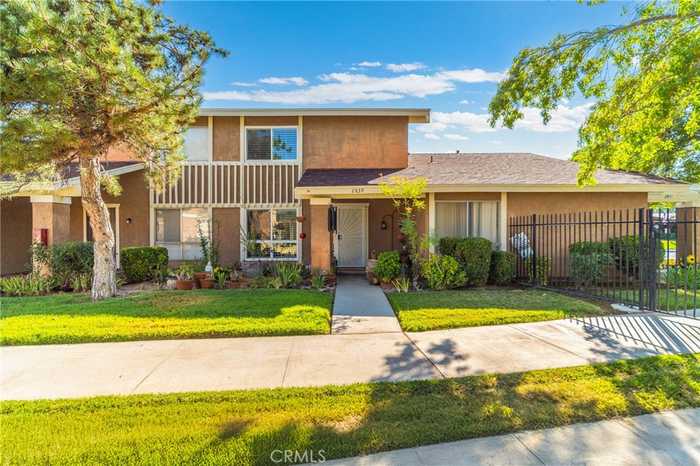 photo 1: 2839 W Avenue J4, Lancaster CA 93536