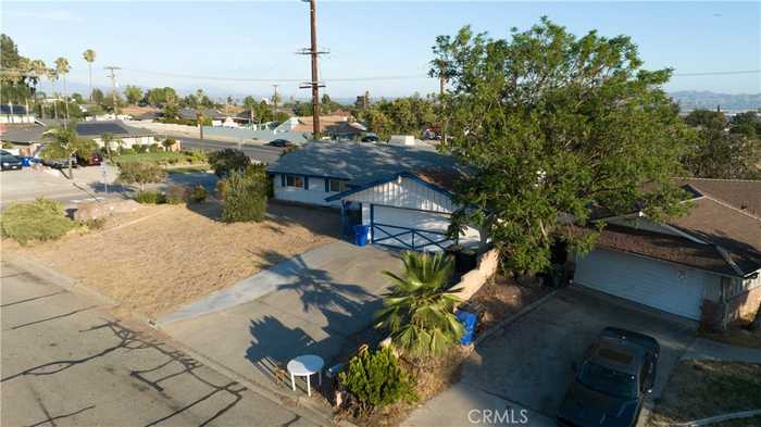 photo 2: 26087 Holly Vista Boulevard, San Bernardino CA 92404