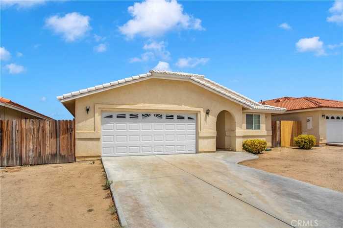 photo 2: 9591 Palo Verde Court, Phelan CA 92371