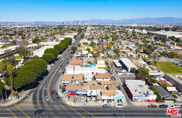 photo 3: 1501 Firestone Boulevard, Los Angeles CA 90001