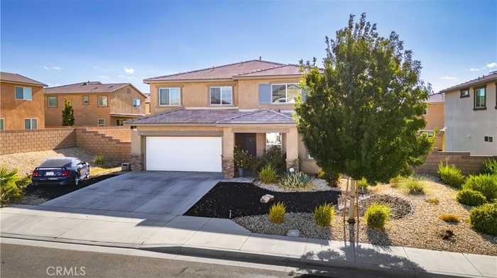 photo 2: 44119 Sierra Vista Drive, Lancaster CA 93536