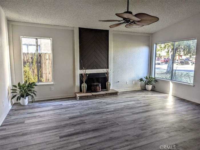 photo 2: 159 N Pennsylvania Street, Lake Elsinore CA 92530