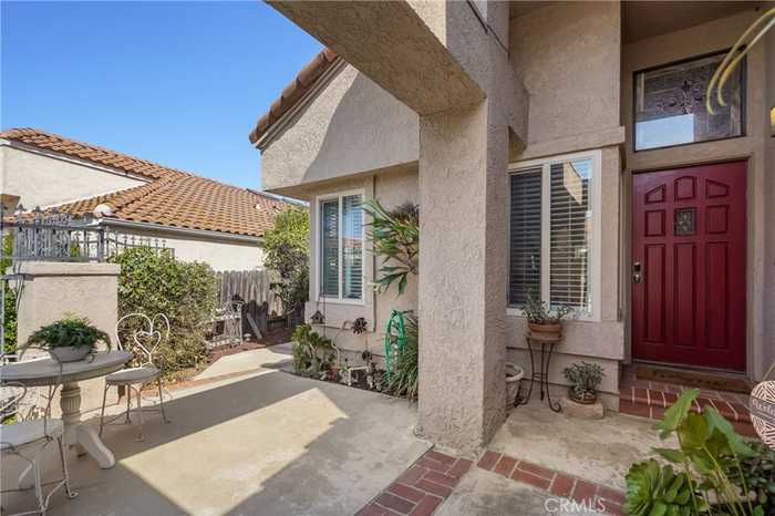 photo 2: 71 Oak Cliff Drive, Pomona CA 91766