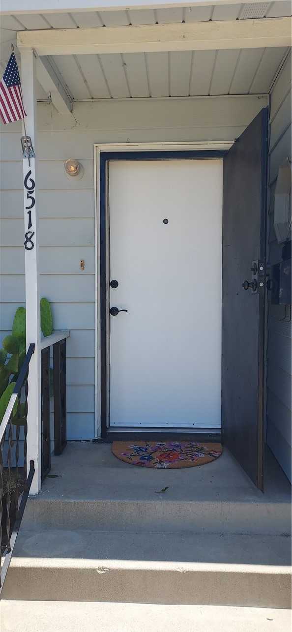 photo 3: 6518 Cerritos Avenue, Long Beach CA 90805