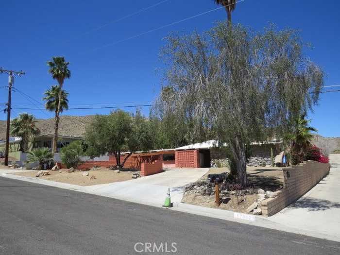photo 2: 67870 Carroll Drive, Cathedral City CA 92234