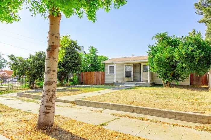 photo 1: 784 W 17th Street, San Bernardino CA 92405