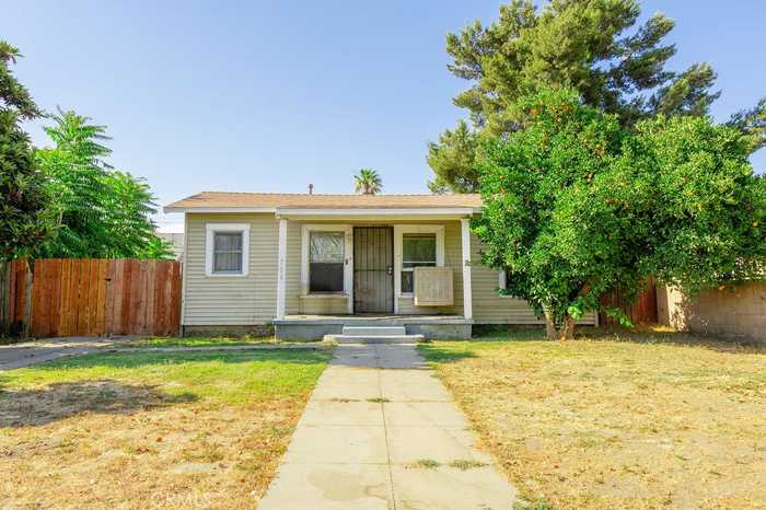 photo 2: 784 W 17th Street, San Bernardino CA 92405