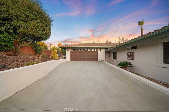 photo 2: 1696 Baja Vista Drive, Fallbrook CA 92028