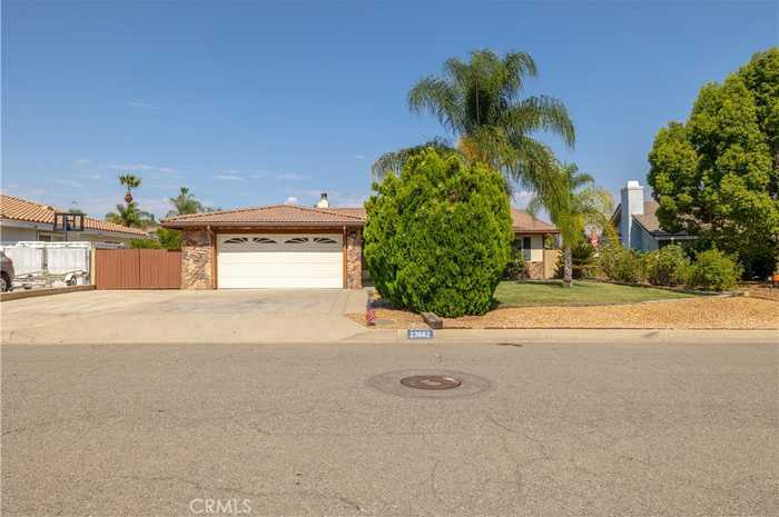 photo 2: 23662 Fair Weather Drive, Canyon Lake CA 92587