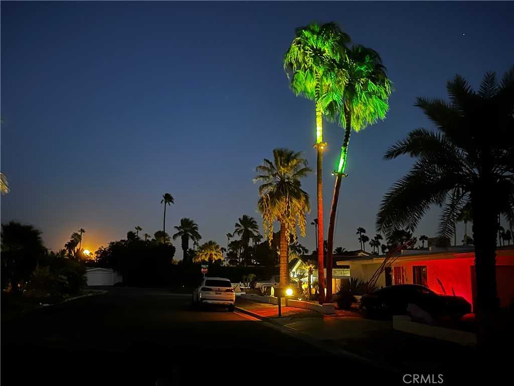 photo 2: 2275 E Belding Drive, Palm Springs CA 92262