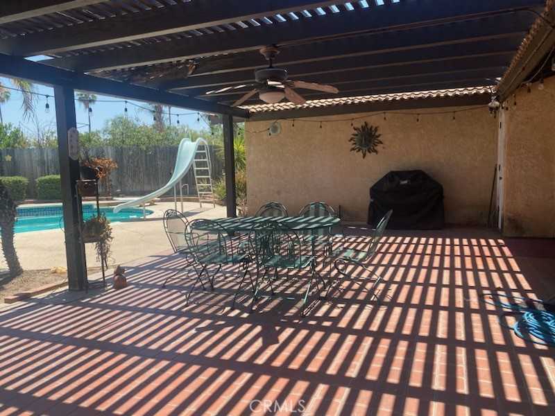 photo 2: 2649 28th Street, Highland CA 92346