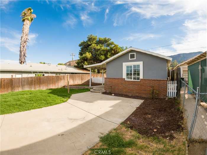 photo 2: 17613 Sutherland Avenue, Lake Elsinore CA 92530