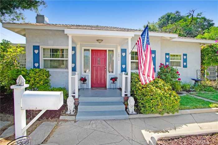 photo 1: 10012 Plainview Avenue, Tujunga CA 91042