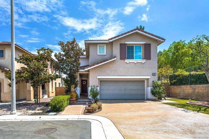 photo 1: 3311 Barkstone Dr, Riverside CA 92503